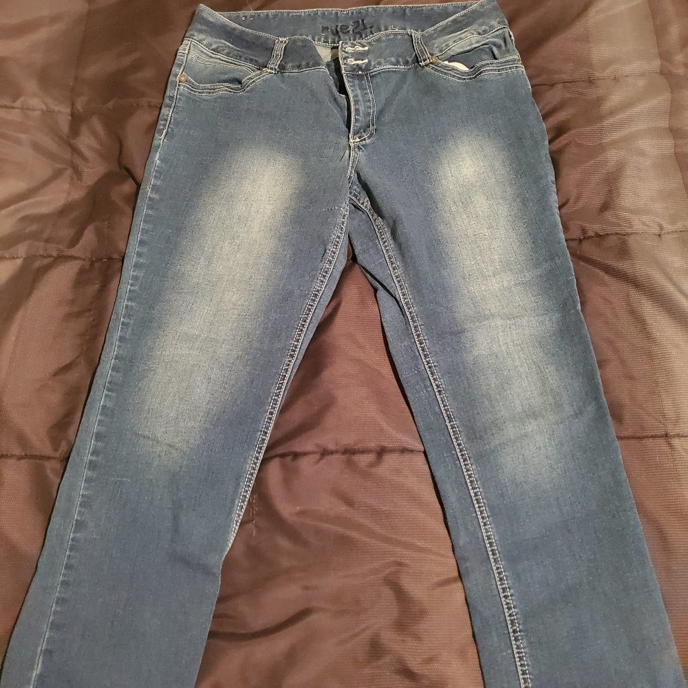 Mid rise skinny jeans size 13